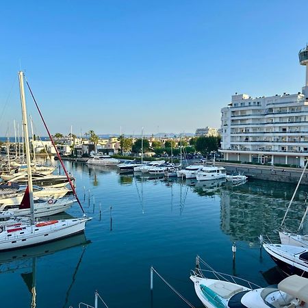 Apartamento Con Vistas A Mar Y Canal. 엠푸리아브라바 외부 사진